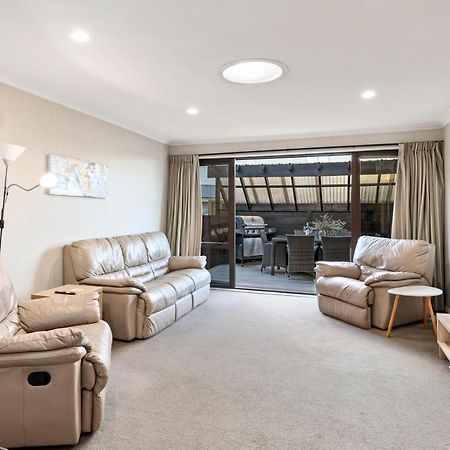 Taupo Escape - Rainbow Point Holiday Home Eksteriør bilde