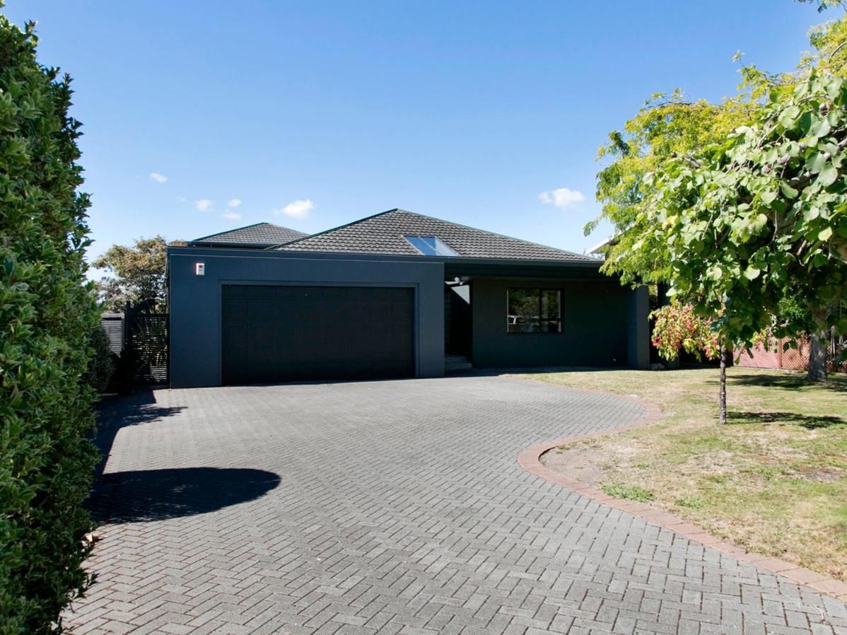 Taupo Escape - Rainbow Point Holiday Home Eksteriør bilde